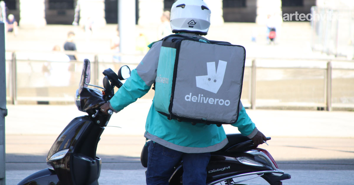 Deliveroo Launches Online Retail Arm